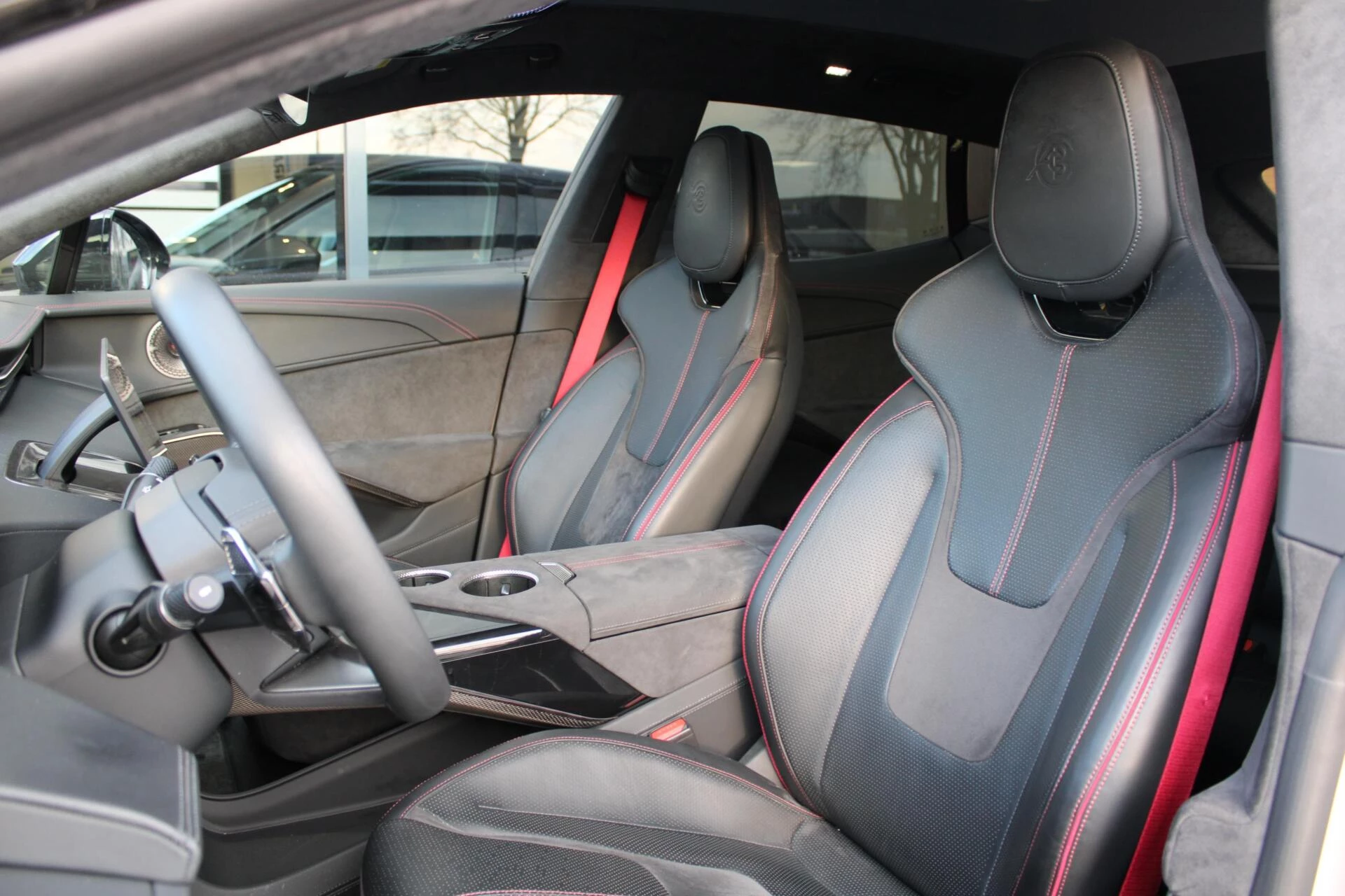 Hoofdafbeelding Lotus Eletre