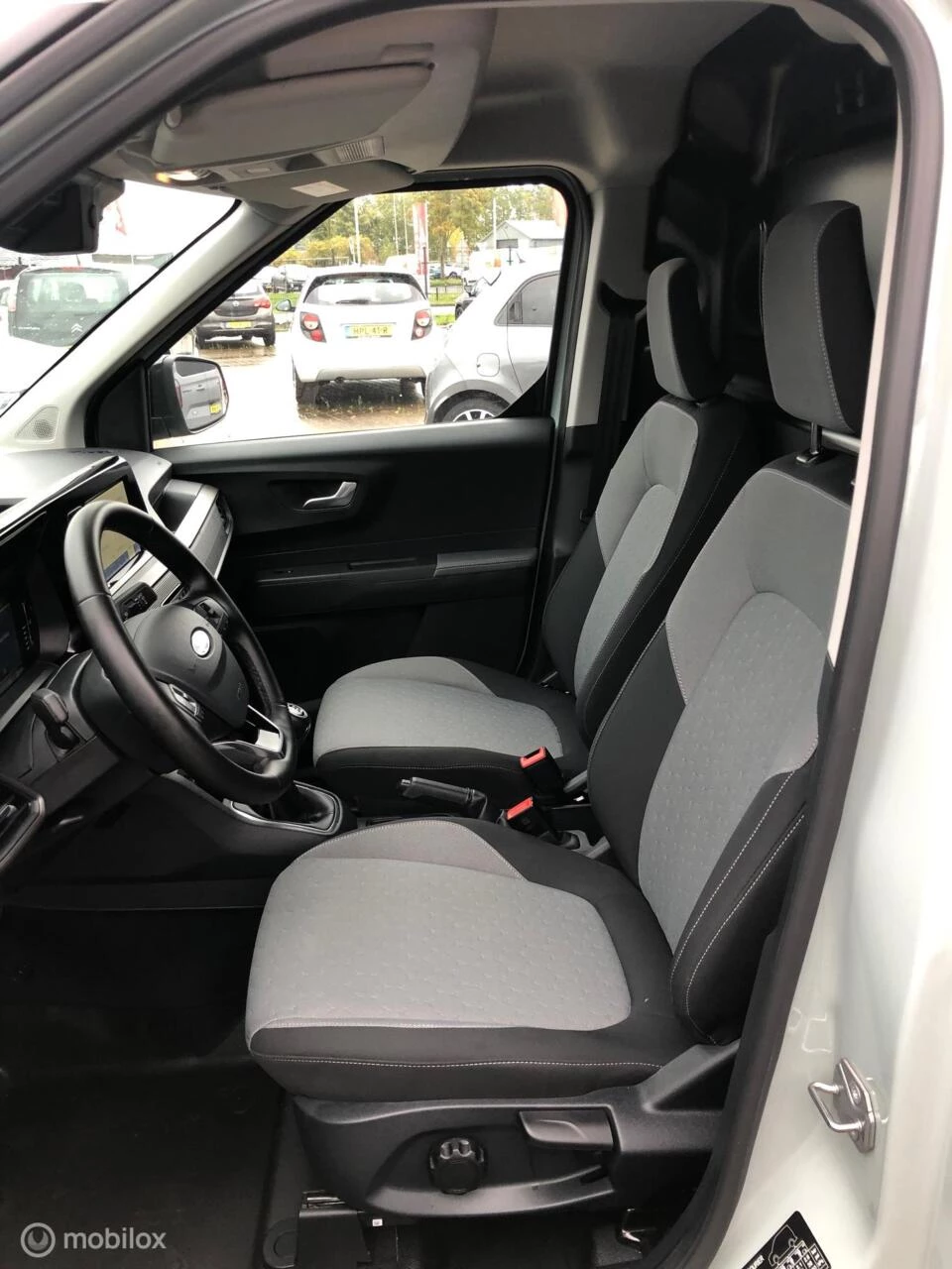 Hoofdafbeelding Ford Transit Courier