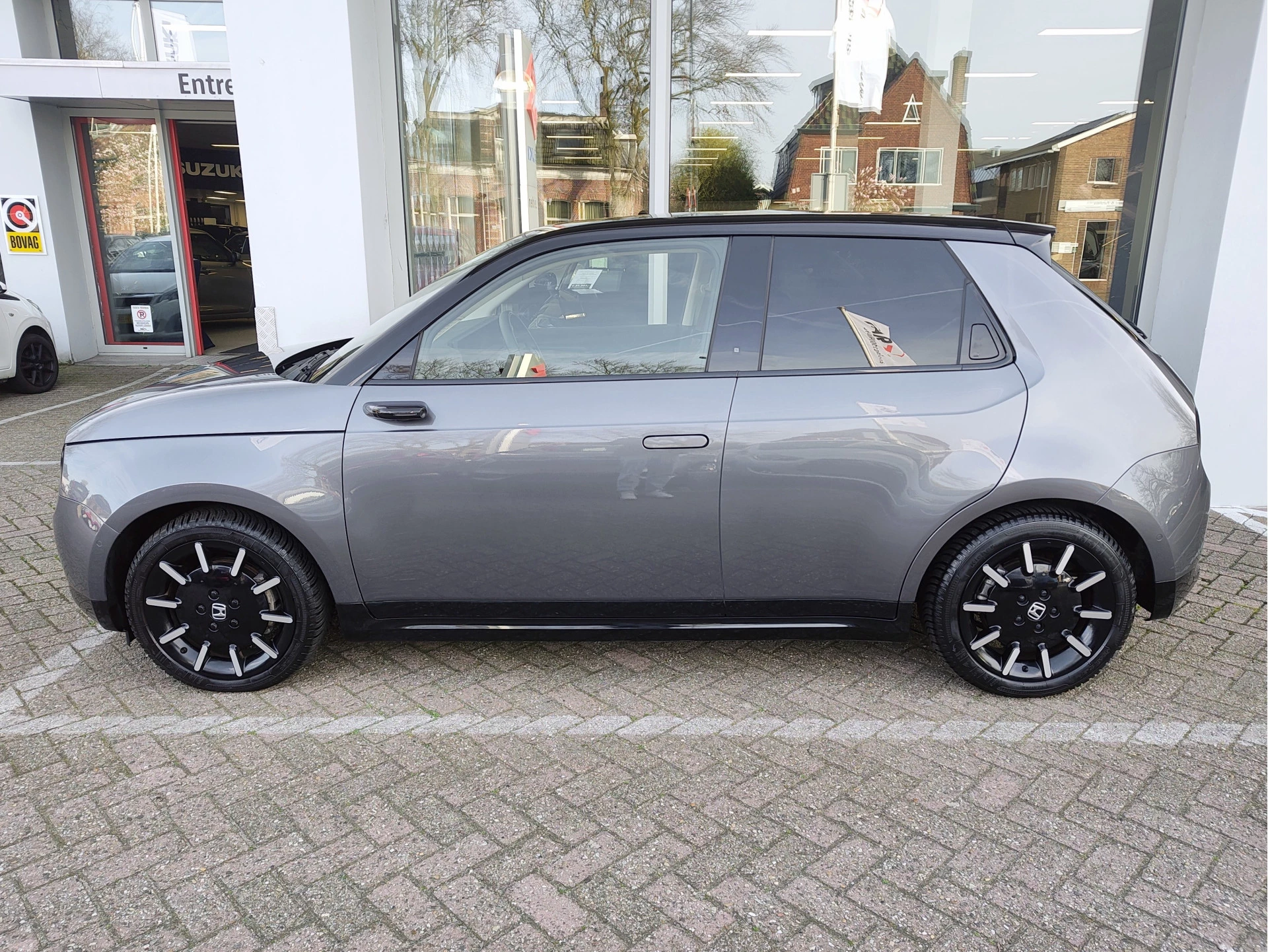 Hoofdafbeelding Honda e