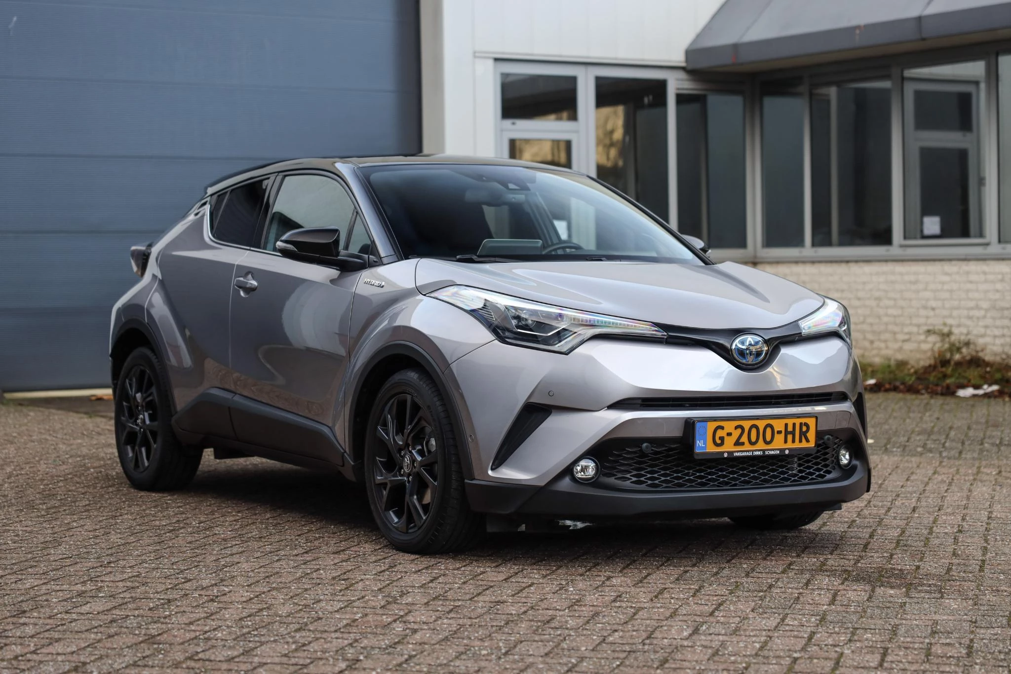 Hoofdafbeelding Toyota C-HR