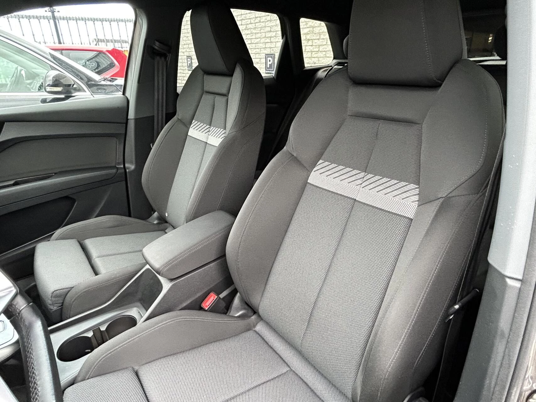 Hoofdafbeelding Audi Q4 e-tron