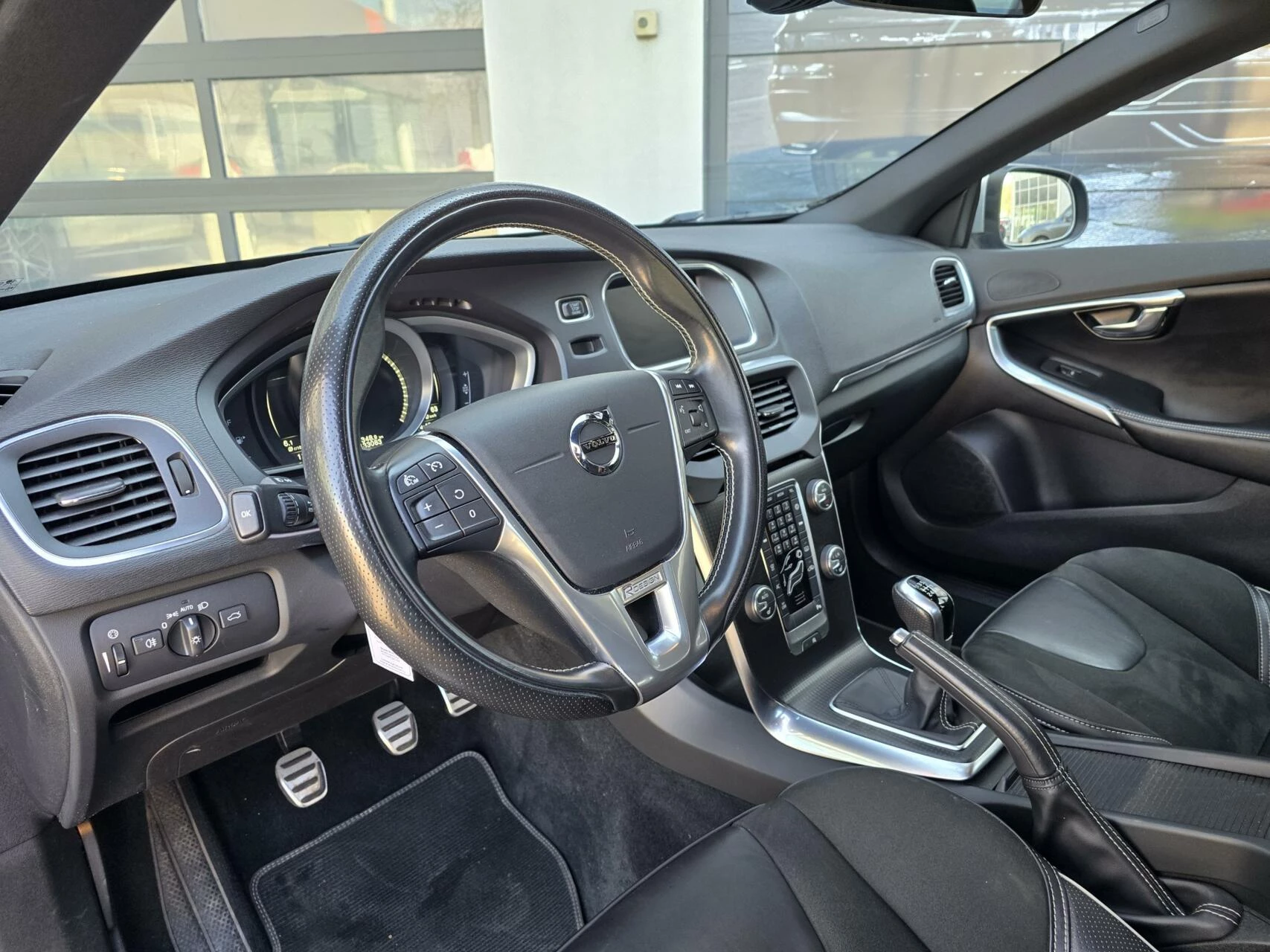 Hoofdafbeelding Volvo V40
