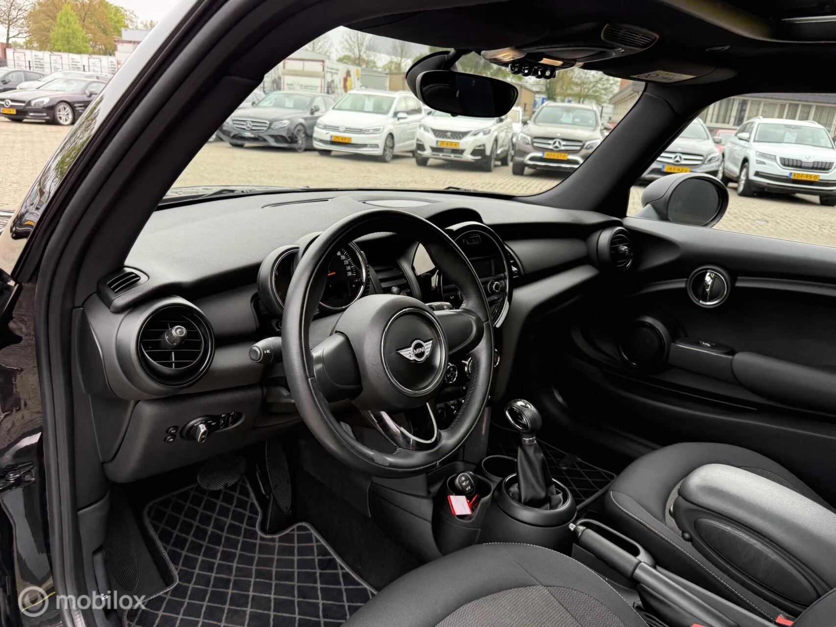 Hoofdafbeelding MINI One