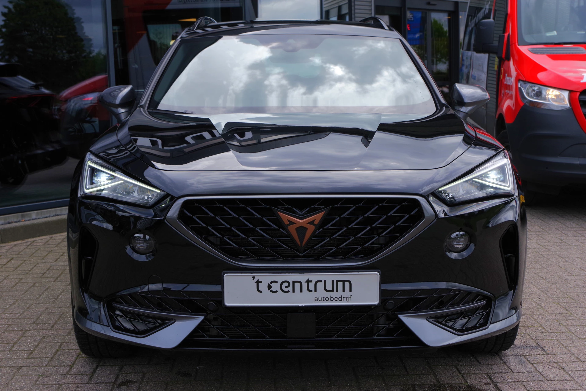Hoofdafbeelding CUPRA Formentor