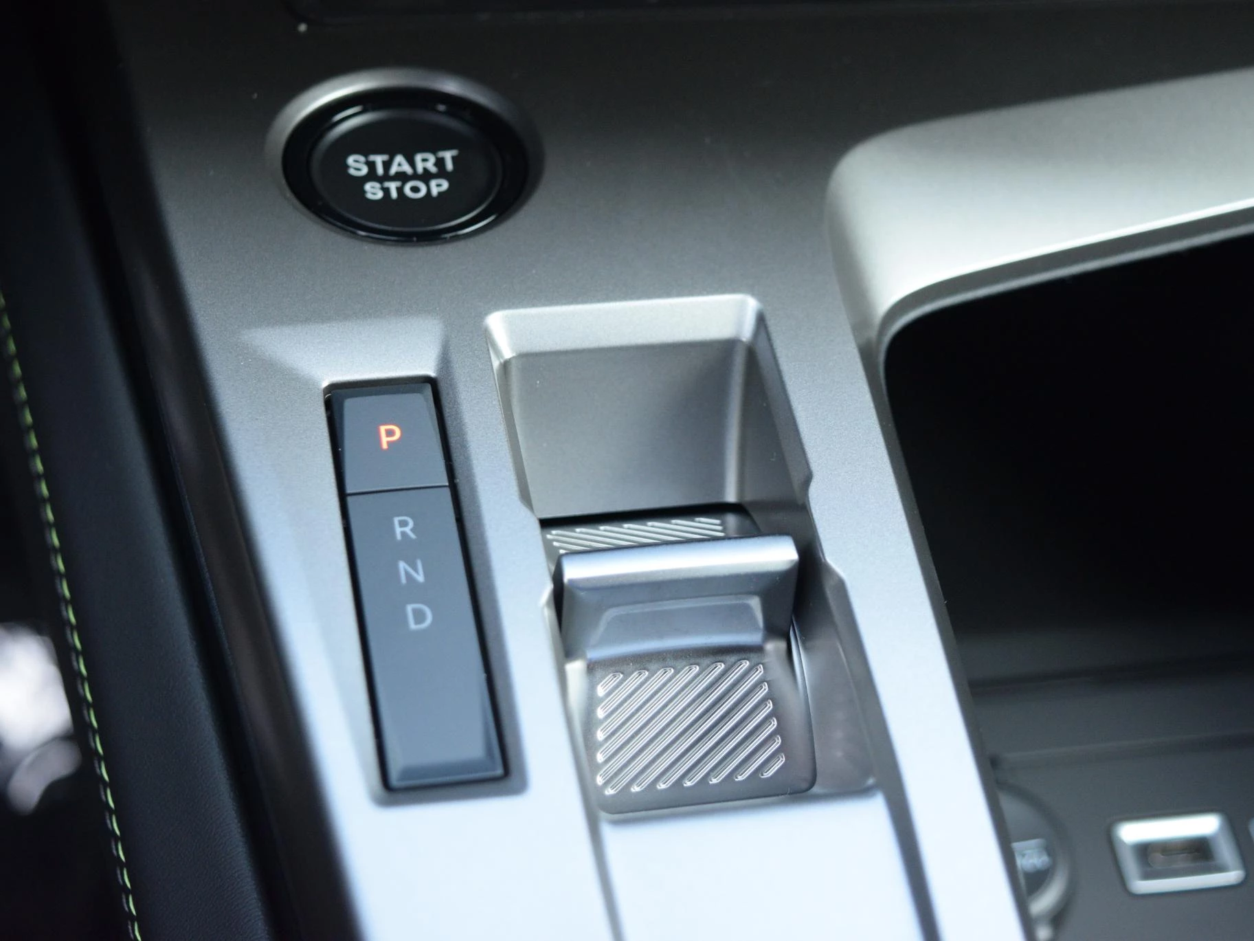 Hoofdafbeelding Peugeot e-308