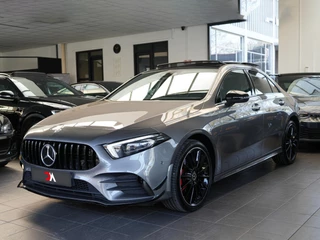 Hoofdafbeelding Mercedes-Benz A-Klasse Mercedes-Benz A-klasse 250 e AMG Line | PANO | SFEER | 35S | CARPLAY