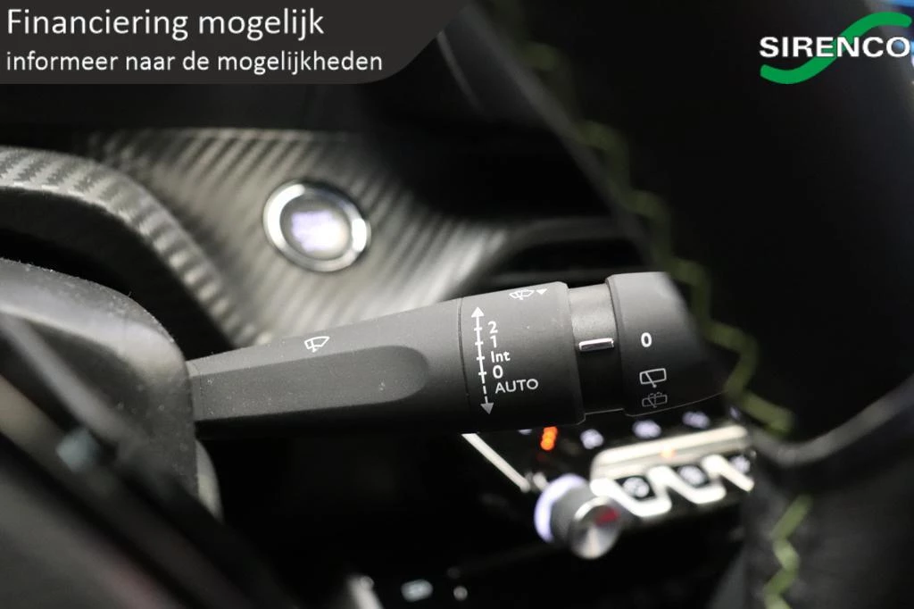 Hoofdafbeelding Peugeot e-2008