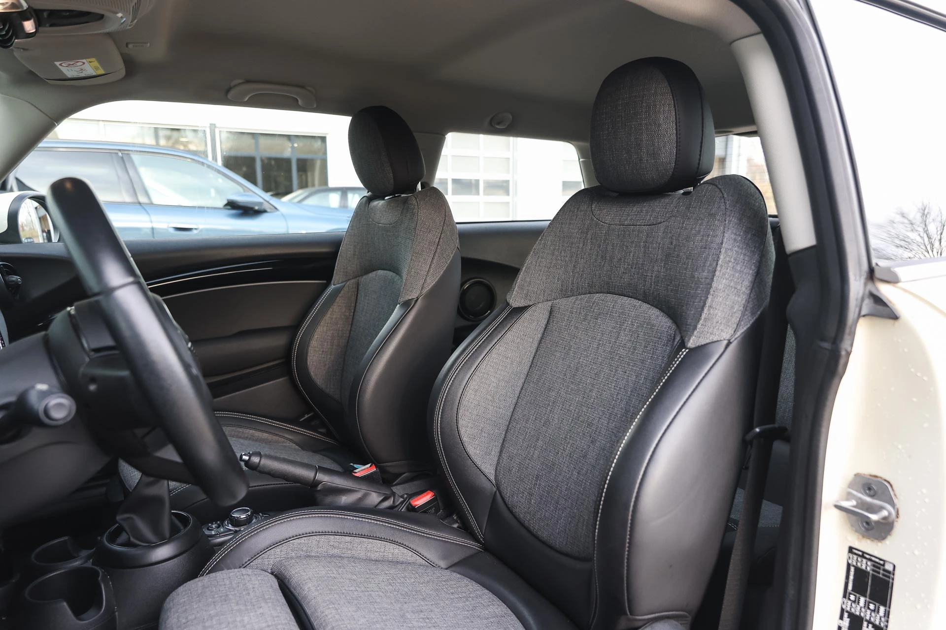 Hoofdafbeelding MINI One