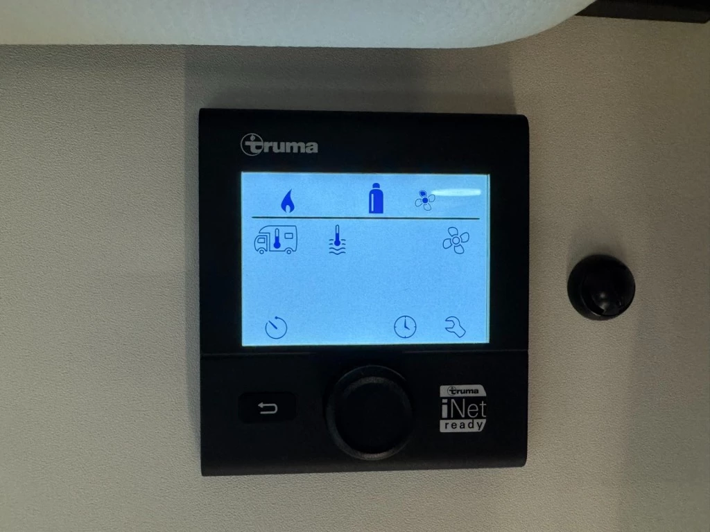 Hoofdafbeelding McLouis Carat 473