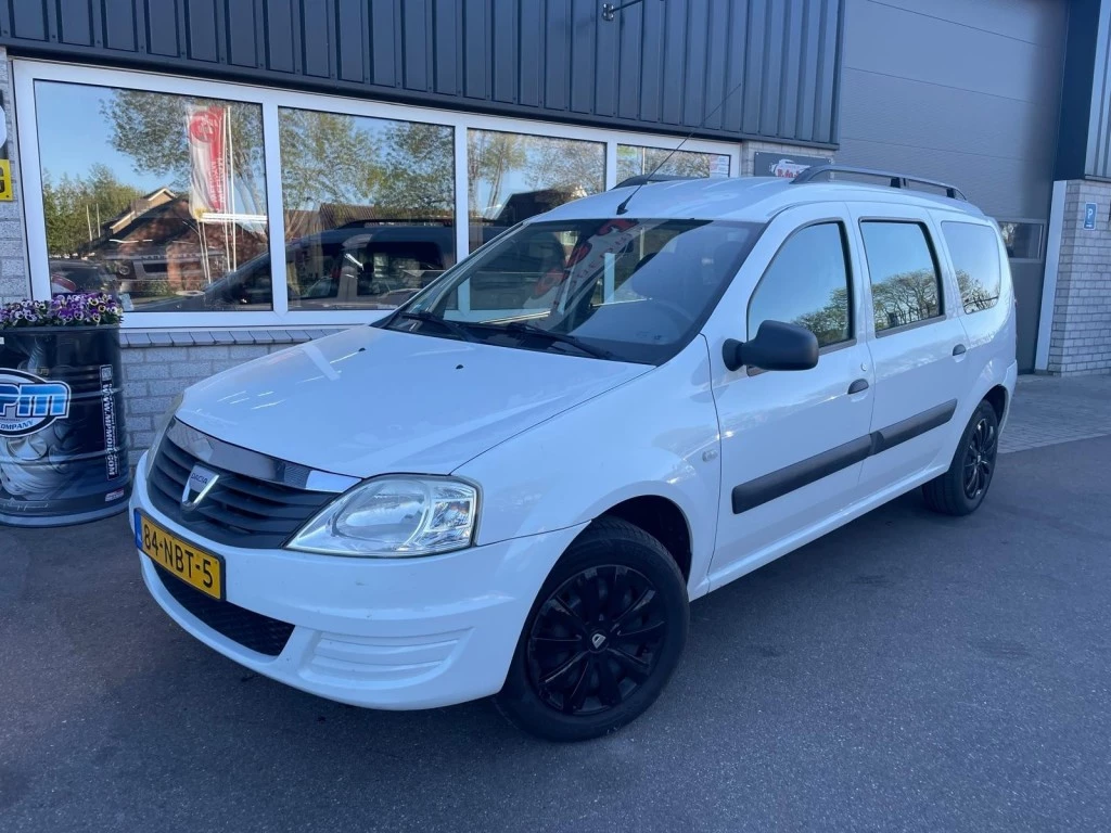 Hoofdafbeelding Dacia Logan
