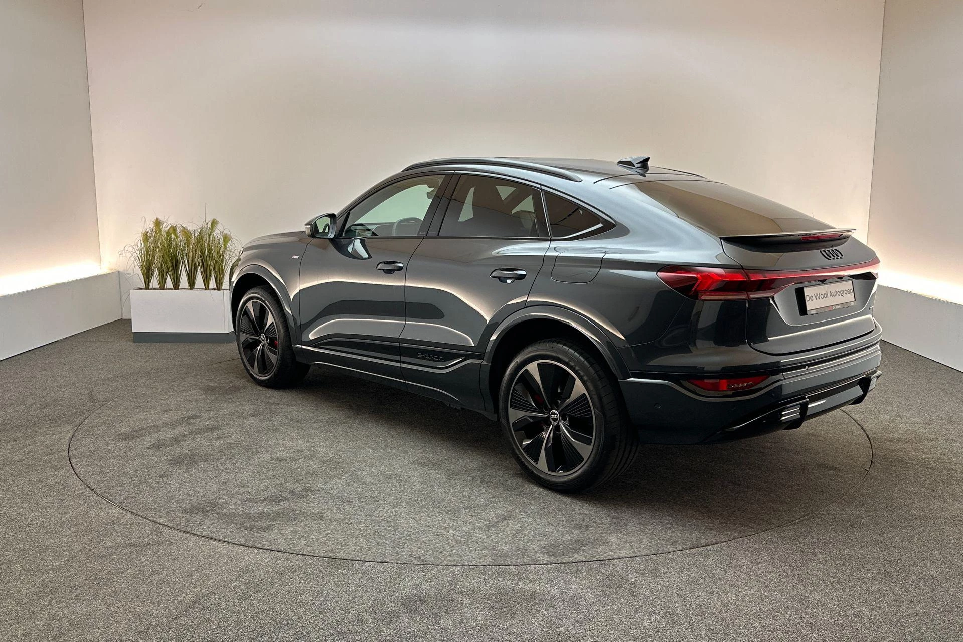 Hoofdafbeelding Audi Q6 e-tron