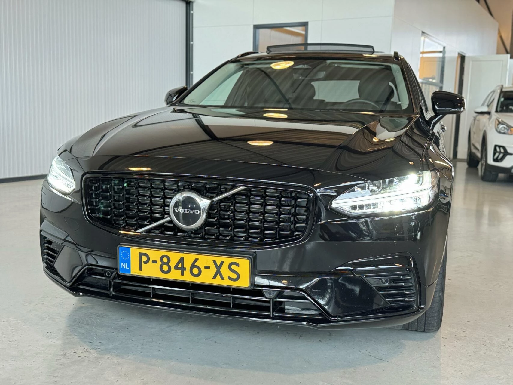 Hoofdafbeelding Volvo V90