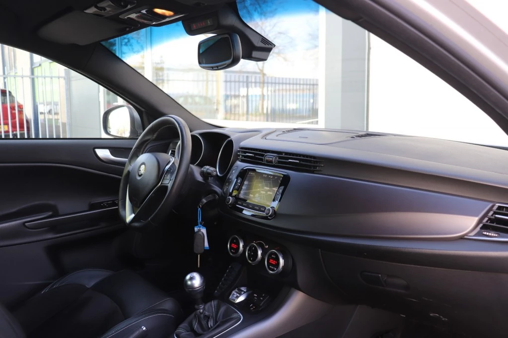 Hoofdafbeelding Alfa Romeo Giulietta