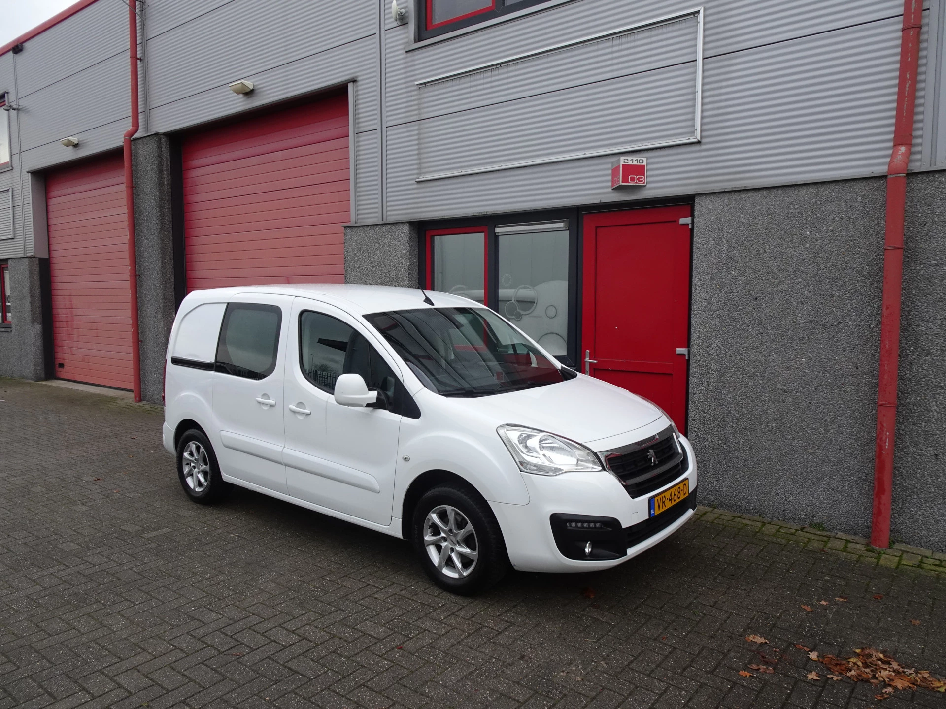 Hoofdafbeelding Peugeot Partner