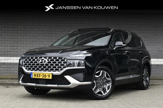 Hoofdafbeelding Hyundai Santa Fe Hyundai Santa Fe 1.6 T-GDI PHEV Premium Sky / 100% SOH / Panoramadak / Stoelverwarming en -Ventilatie