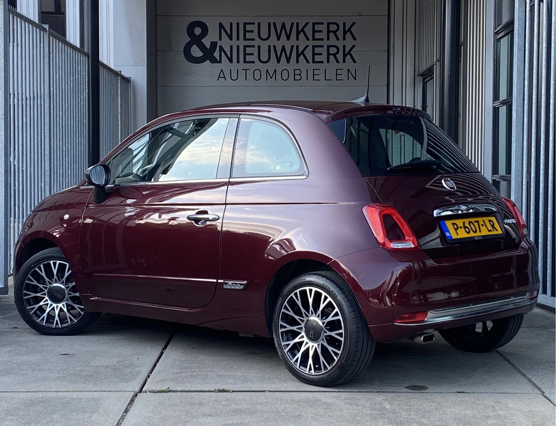 Hoofdafbeelding Fiat 500