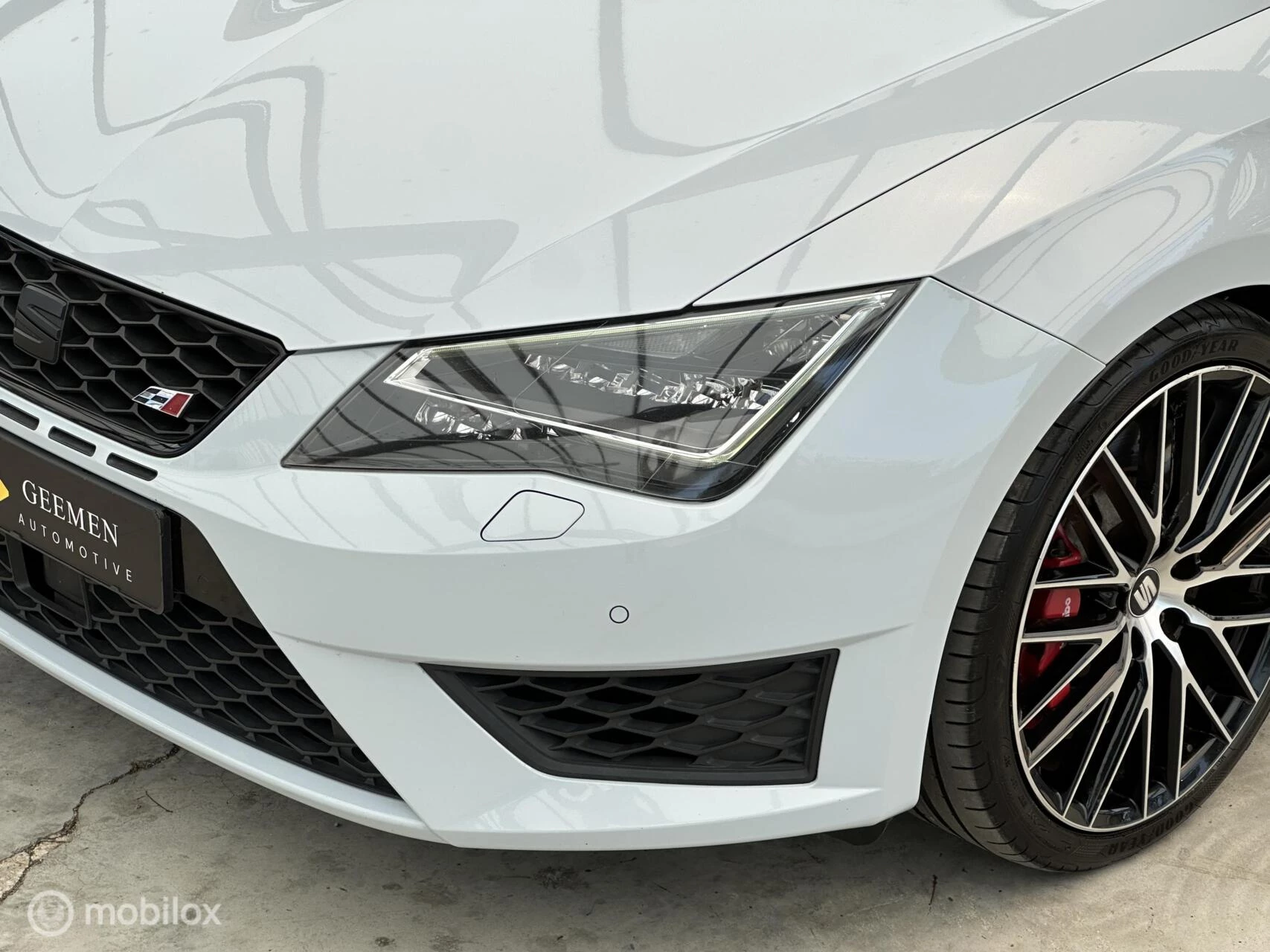 Hoofdafbeelding SEAT Leon