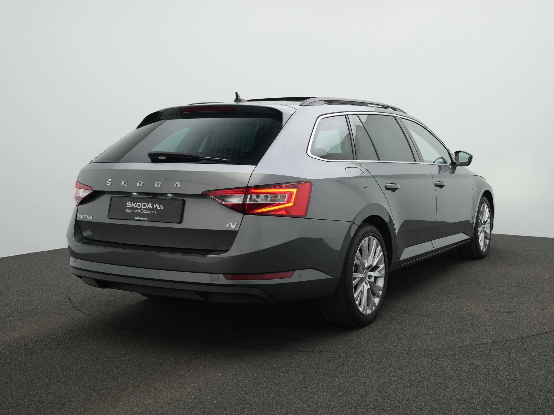 Hoofdafbeelding Škoda Superb
