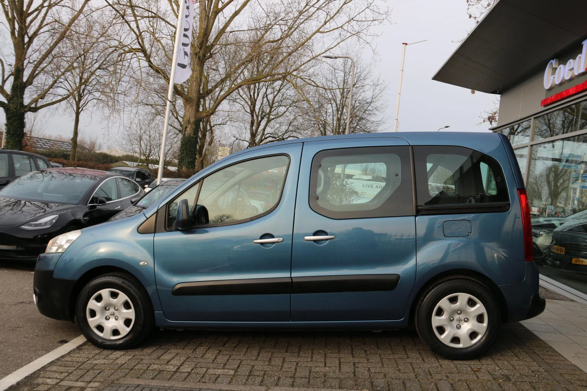 Hoofdafbeelding Peugeot Partner