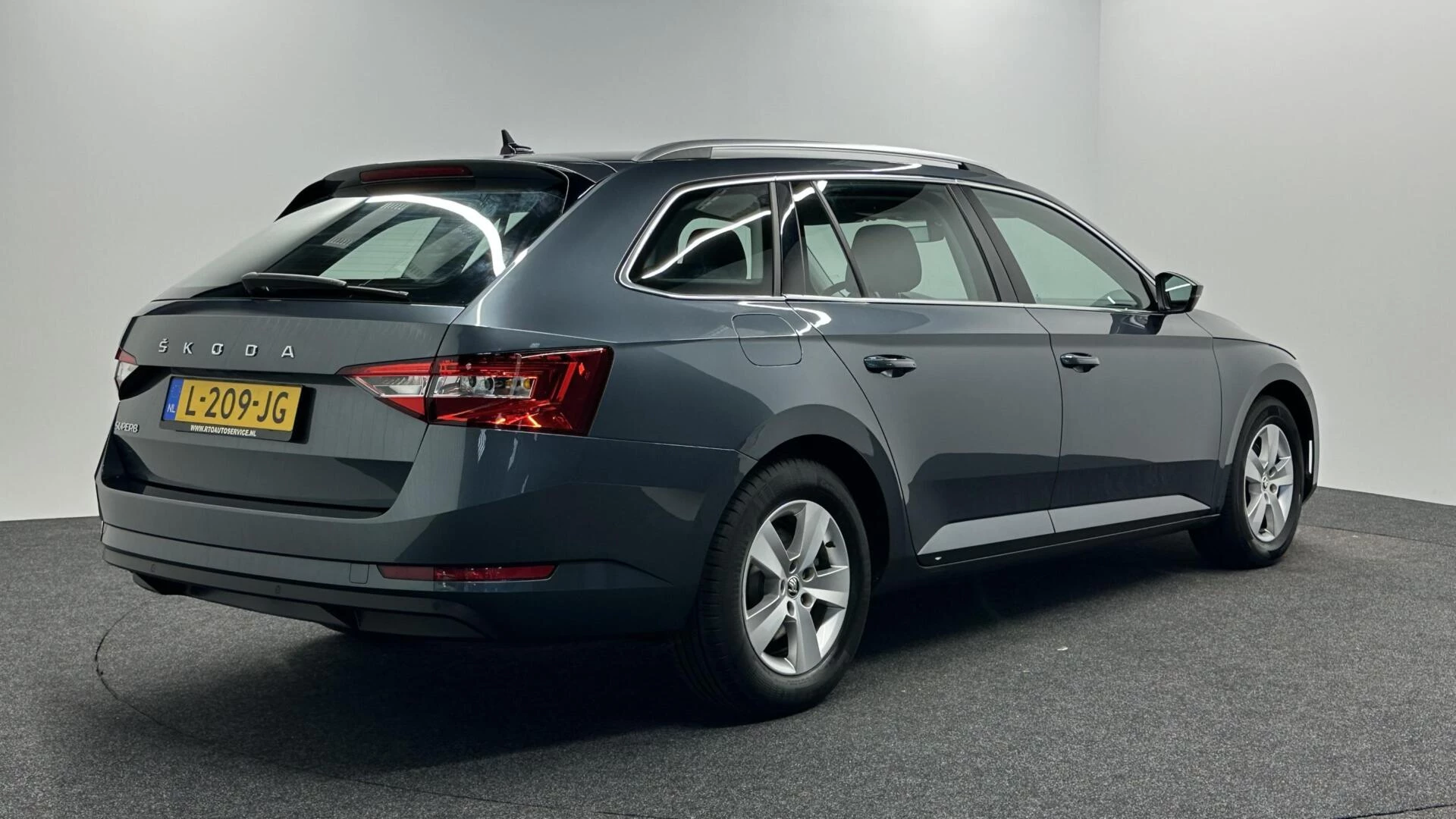 Hoofdafbeelding Škoda Superb