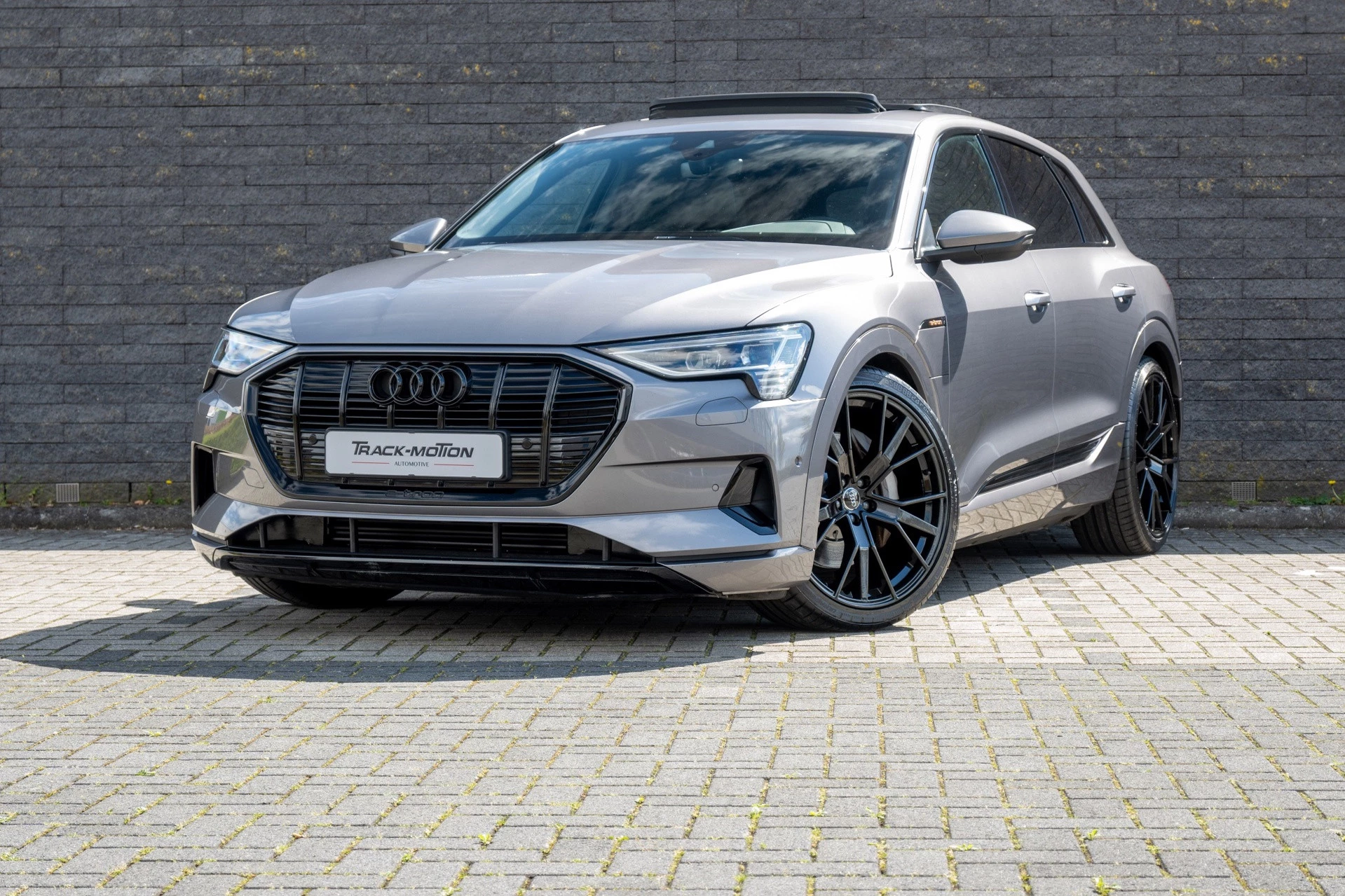 Hoofdafbeelding Audi e-tron