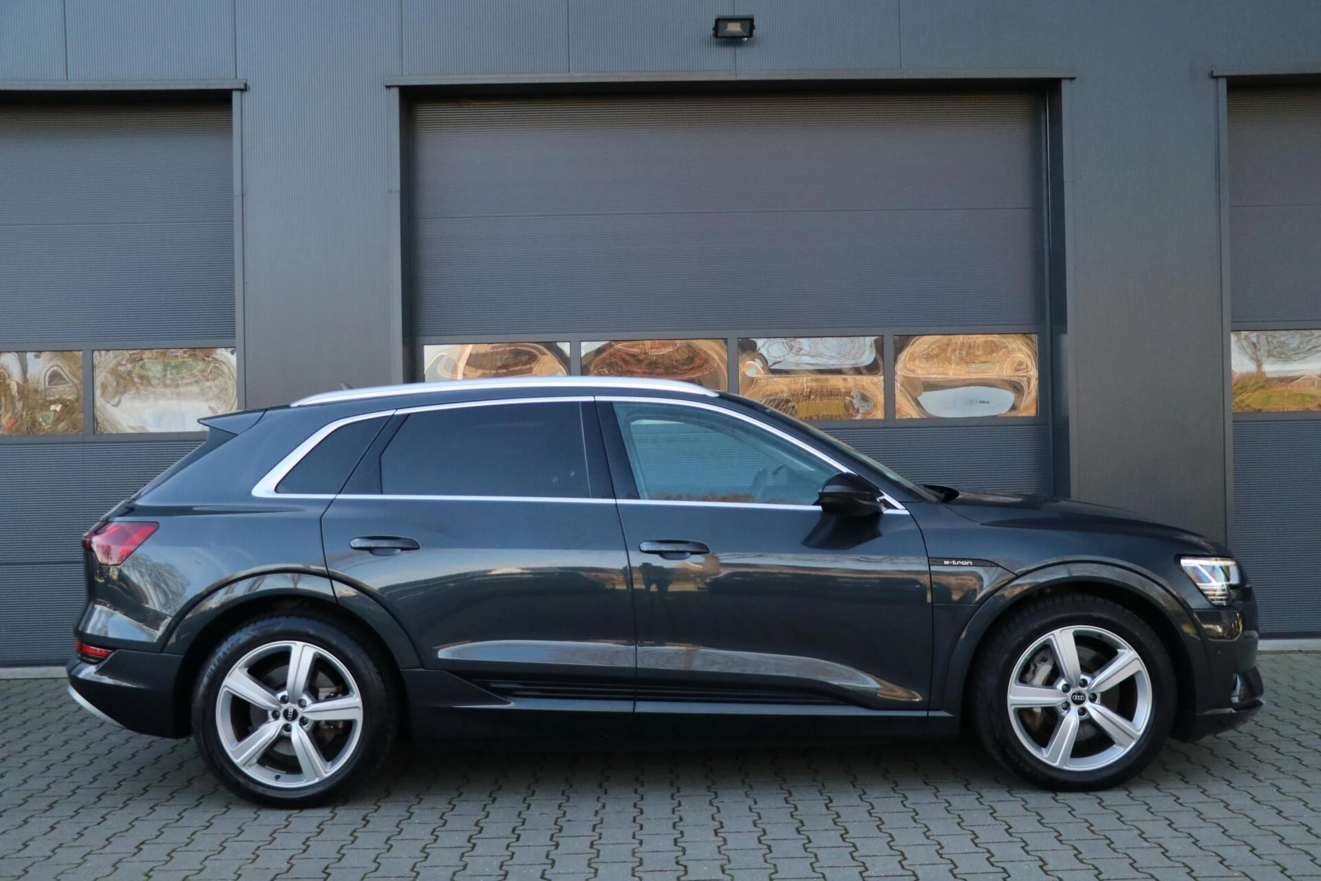 Hoofdafbeelding Audi e-tron