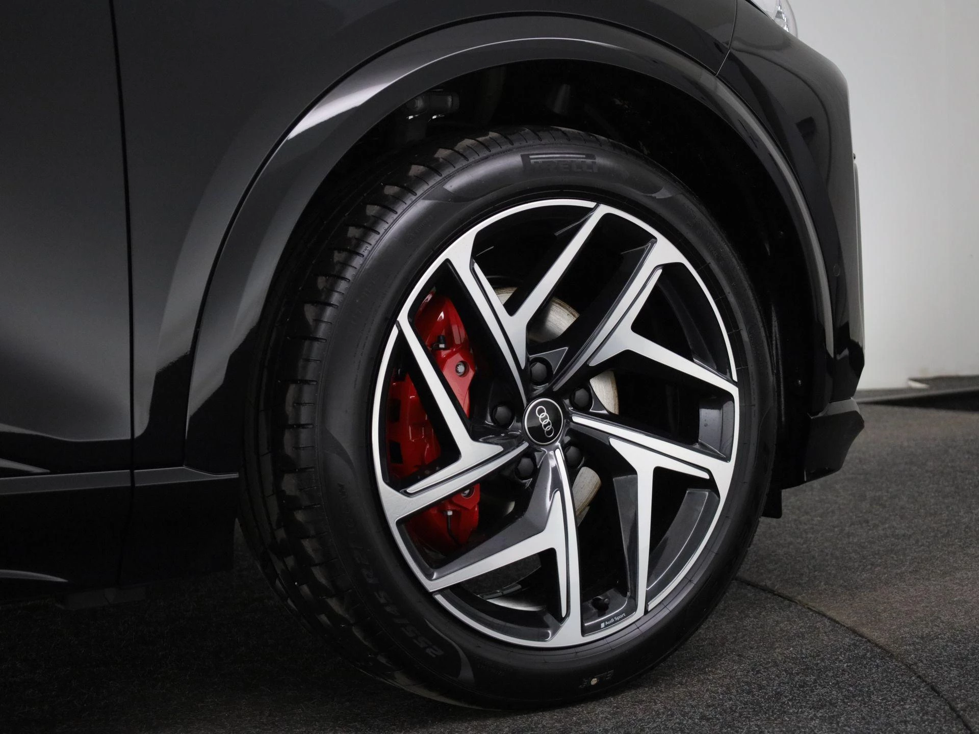 Hoofdafbeelding Audi Q6 e-tron