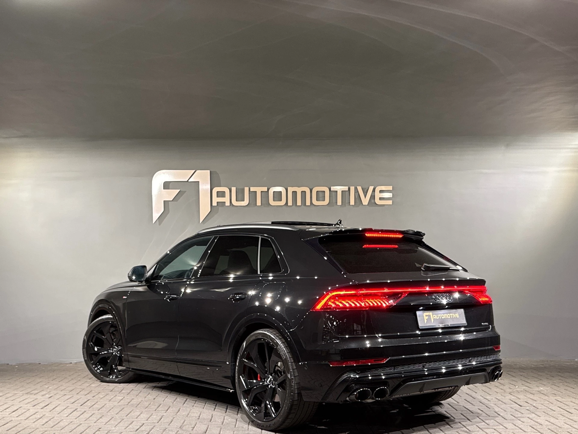 Hoofdafbeelding Audi Q8
