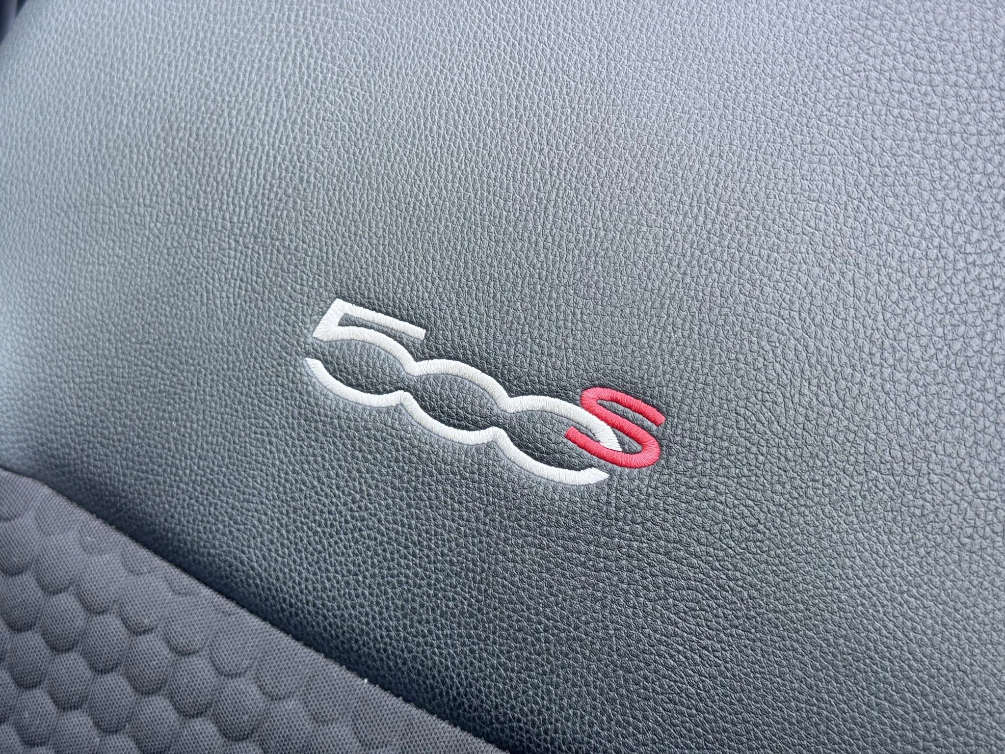 Hoofdafbeelding Fiat 500C