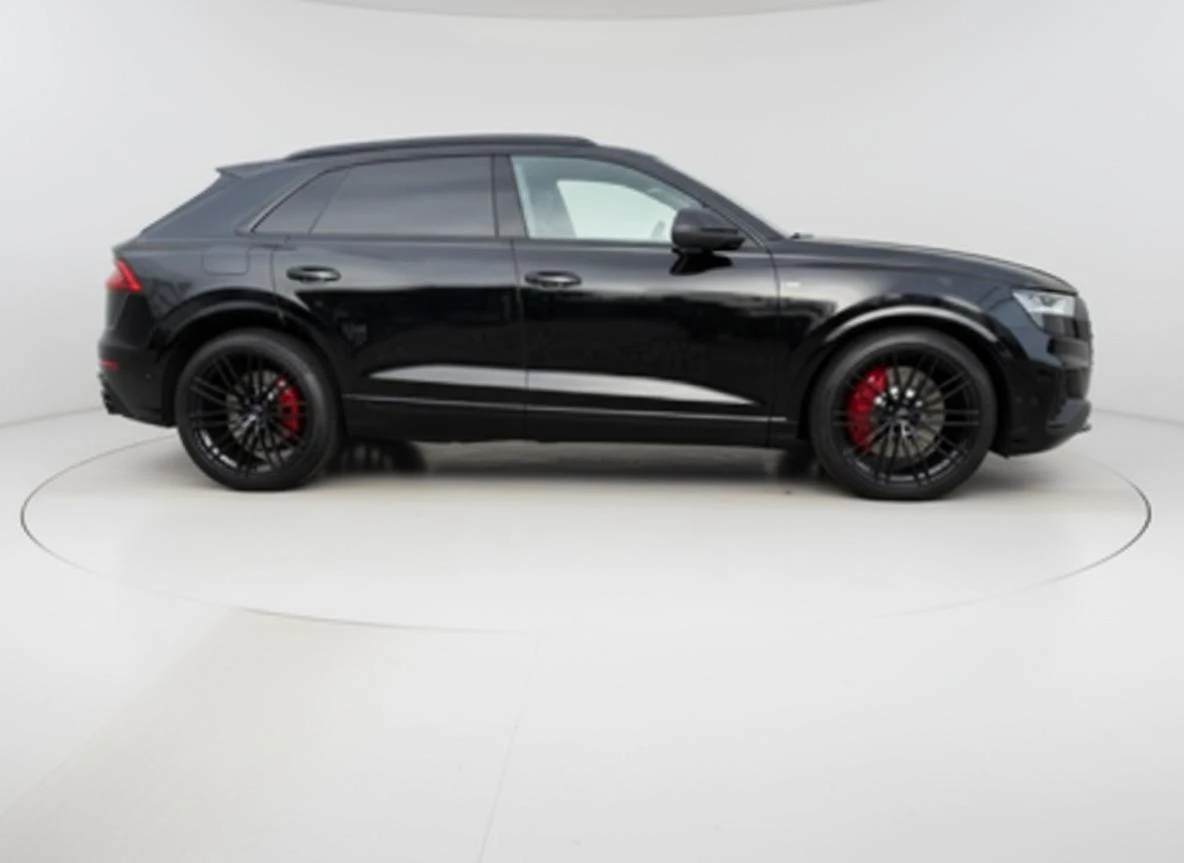 Hoofdafbeelding Audi Q8