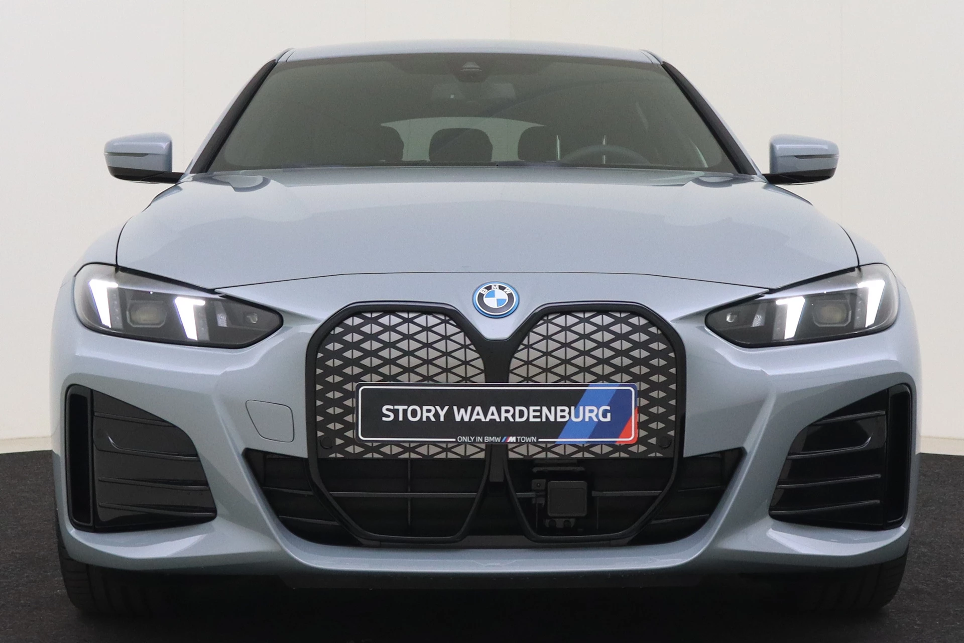 Hoofdafbeelding BMW i4