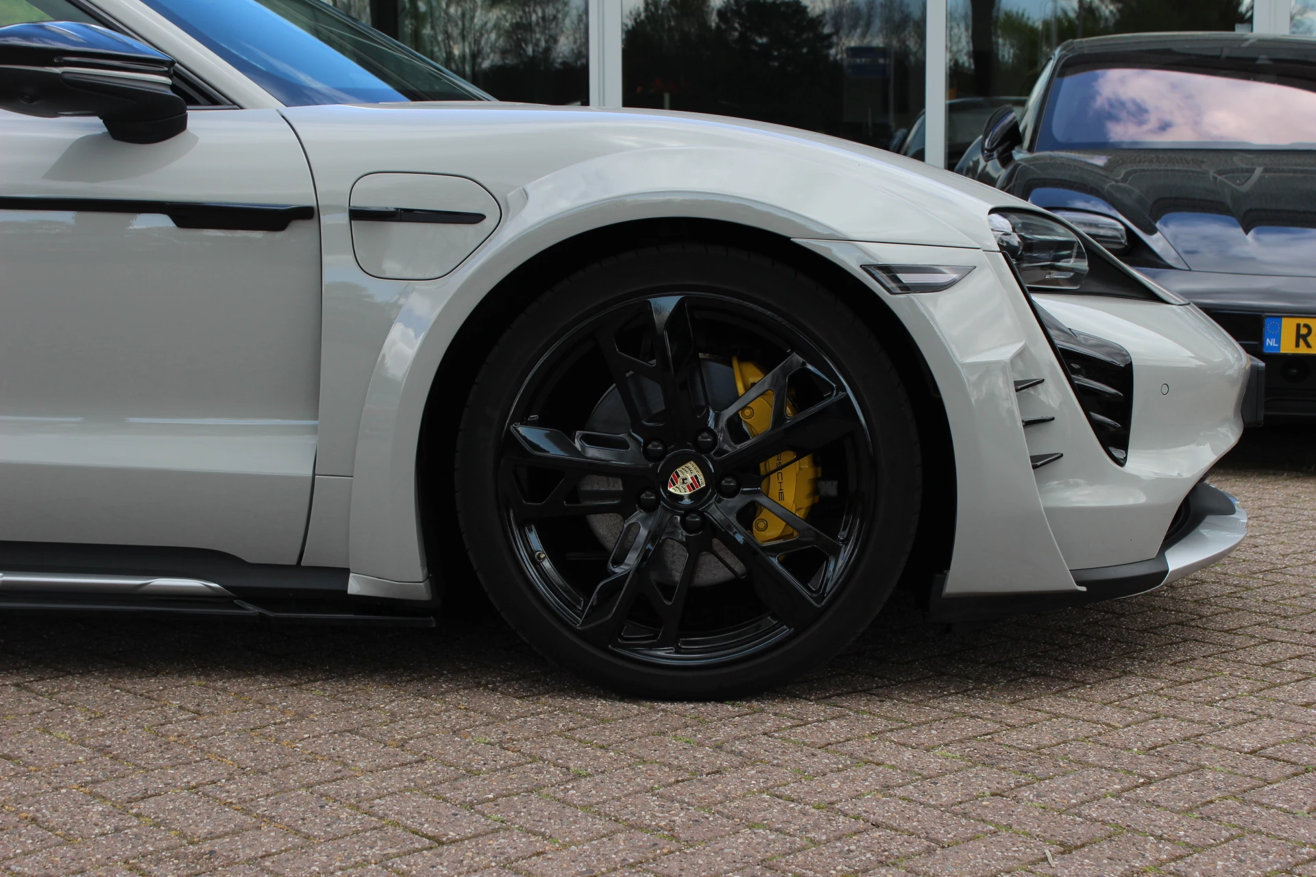 Hoofdafbeelding Porsche Taycan