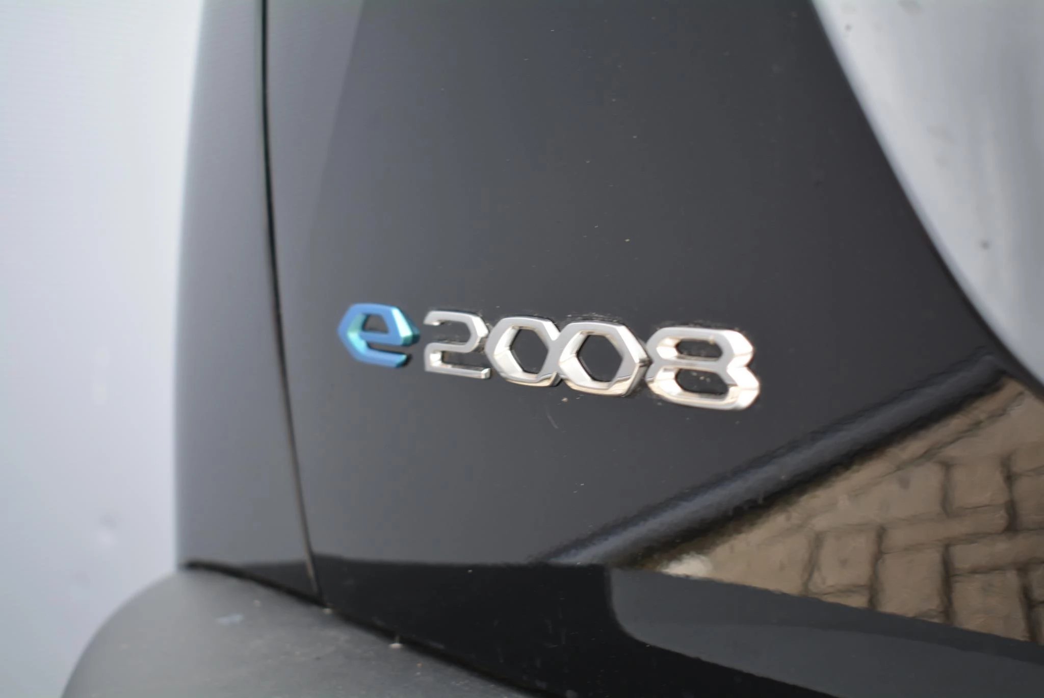 Hoofdafbeelding Peugeot e-2008