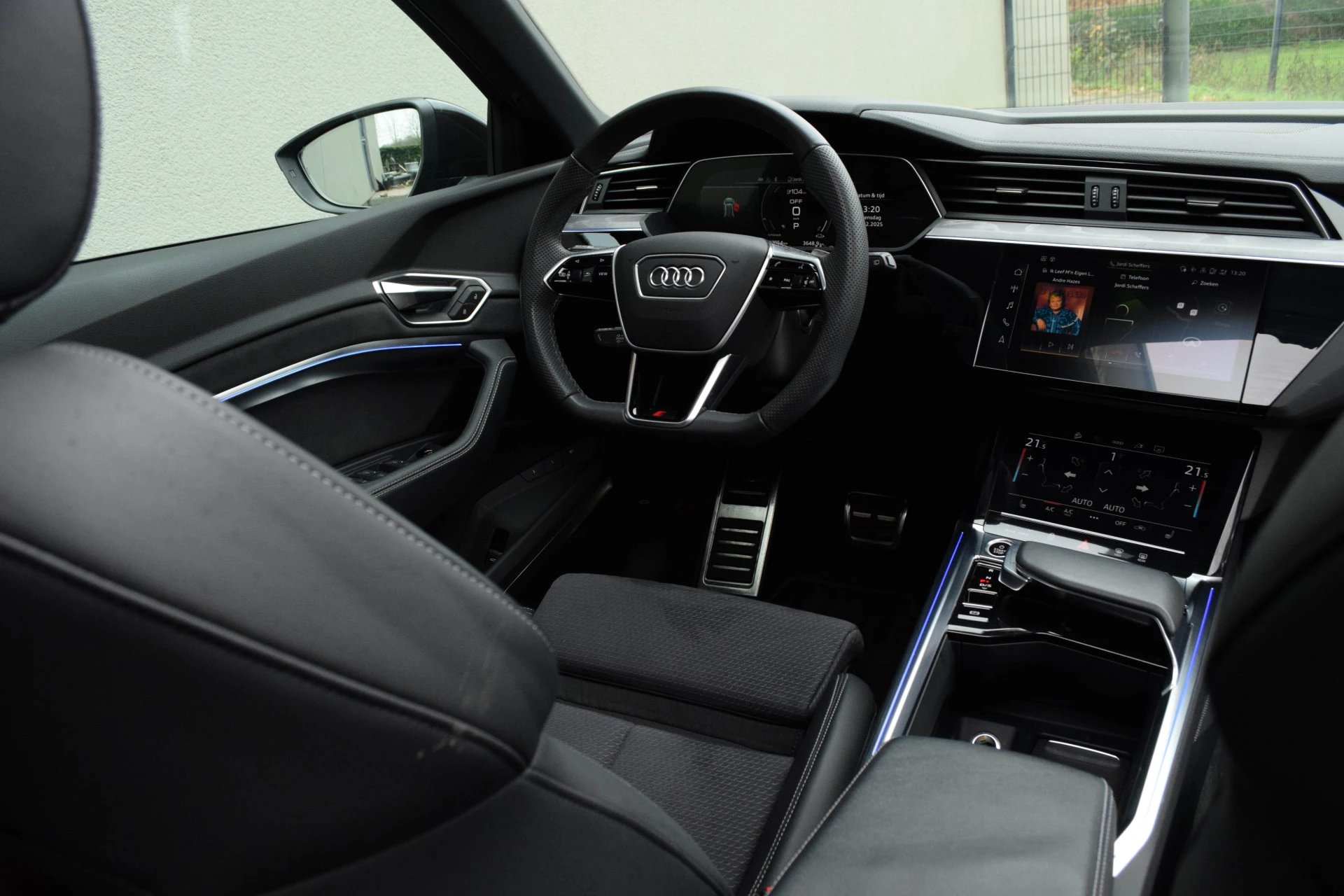 Hoofdafbeelding Audi Q8 e-tron