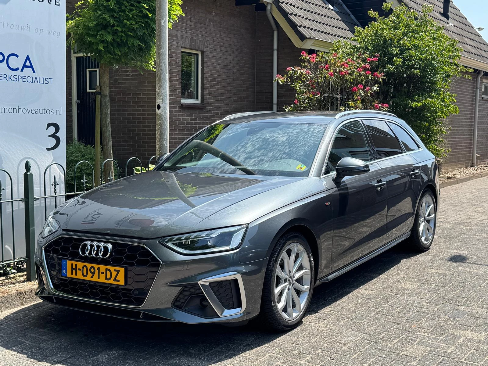Hoofdafbeelding Audi A4