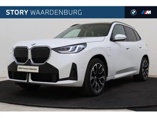 BMW X3 30e xDrive M Sport Automaat / Trekhaak / Panoramadak / Comfort Access / Adaptieve LED / Harman Kardon / Parking Assistant Professional