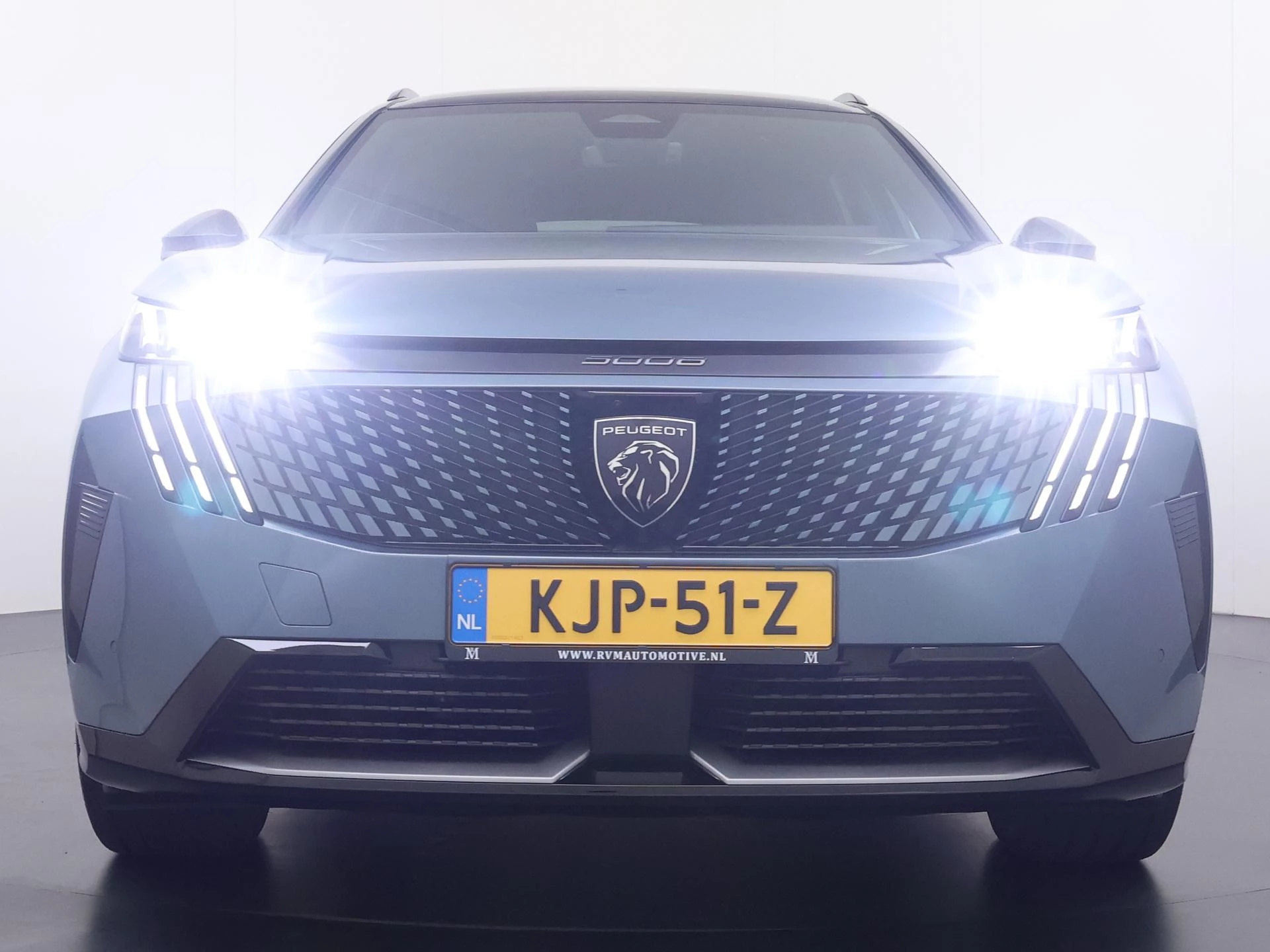 Hoofdafbeelding Peugeot e-5008