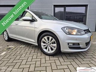 Volkswagen Golf 1.0 COMFORTLINE NAVI PDC DSG NAP
