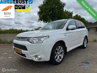Mitsubishi Outlander 2.0 PHEV Instyle | Camera | Pano | CC