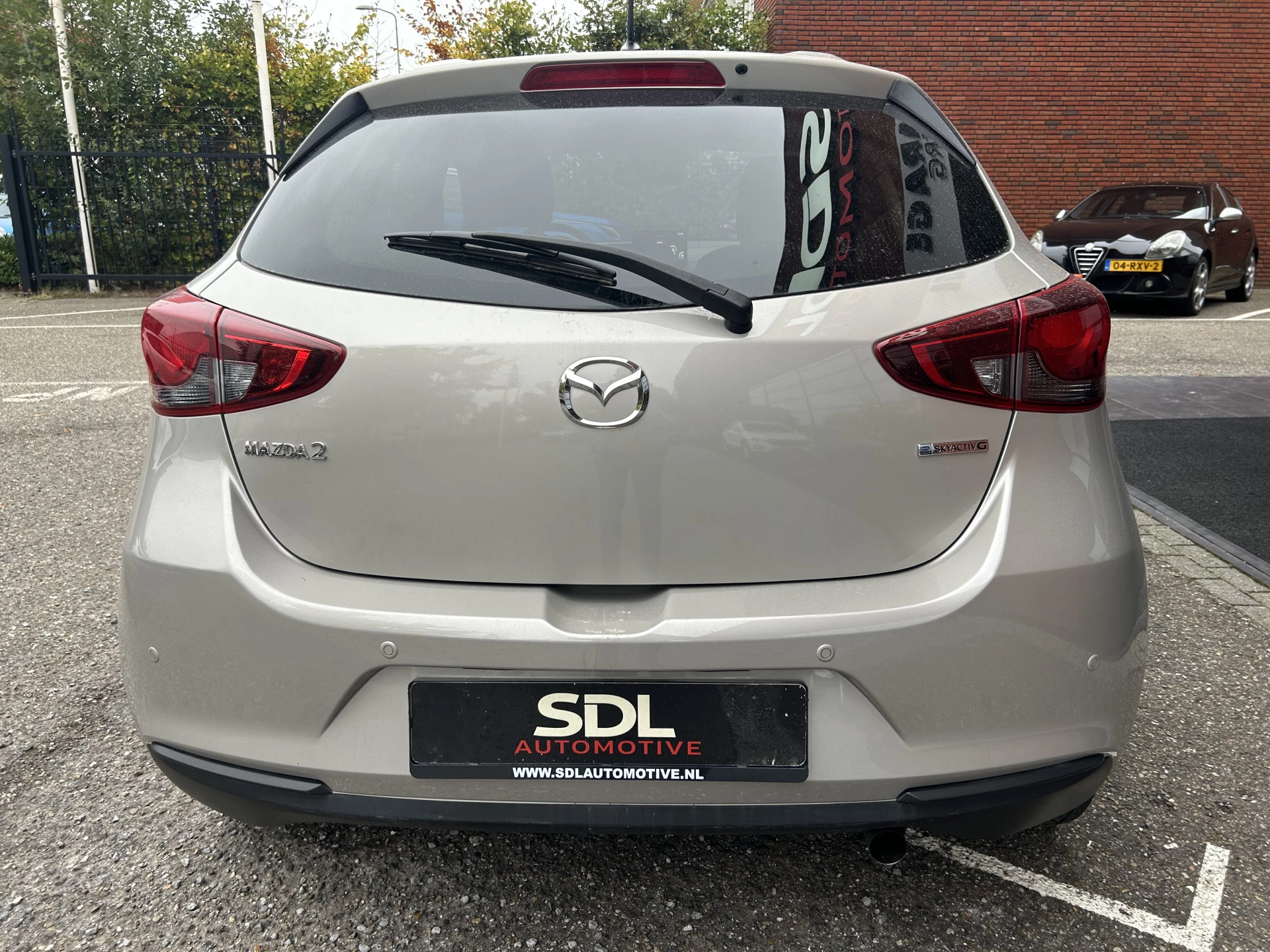 Hoofdafbeelding Mazda 2