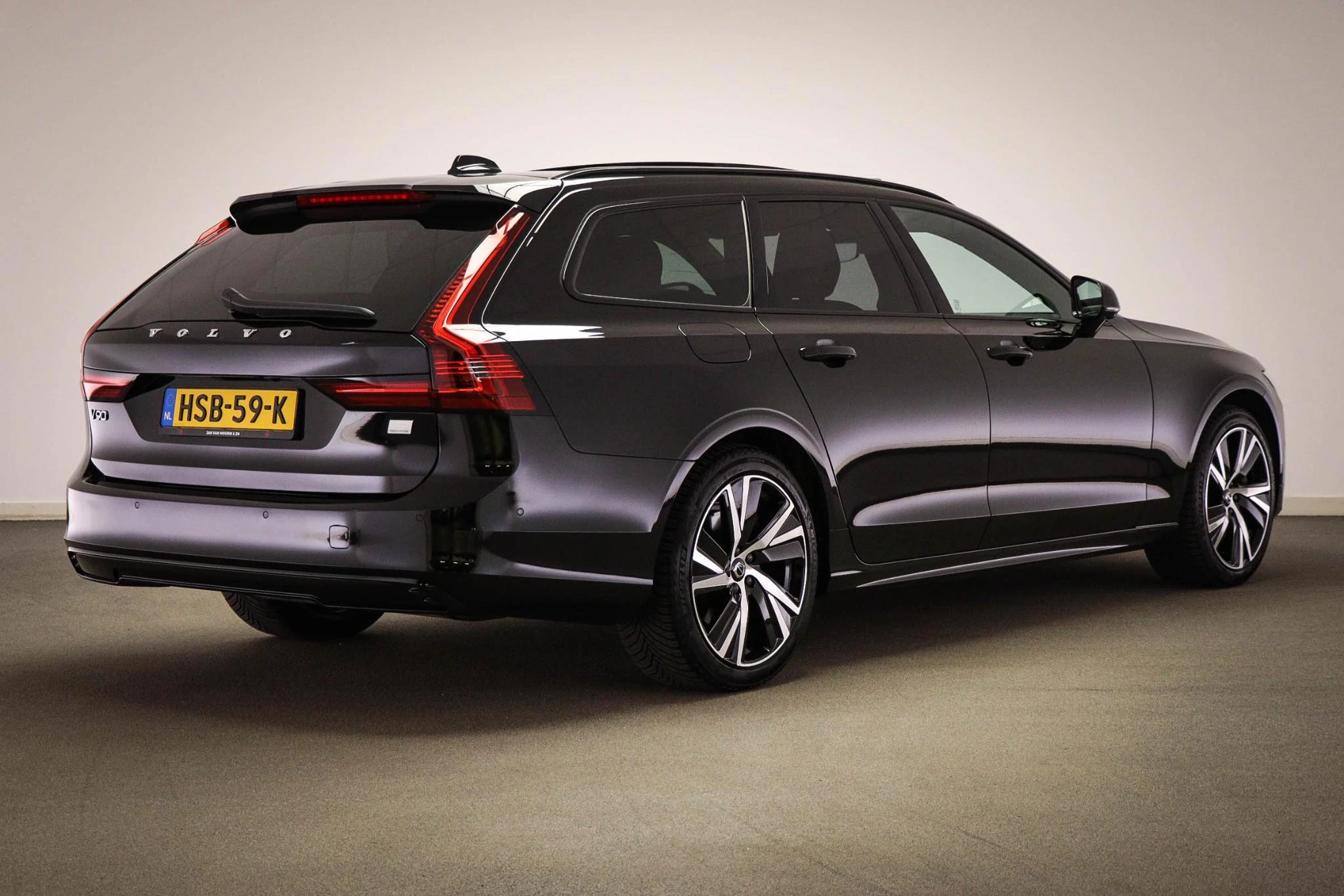 Hoofdafbeelding Volvo V90