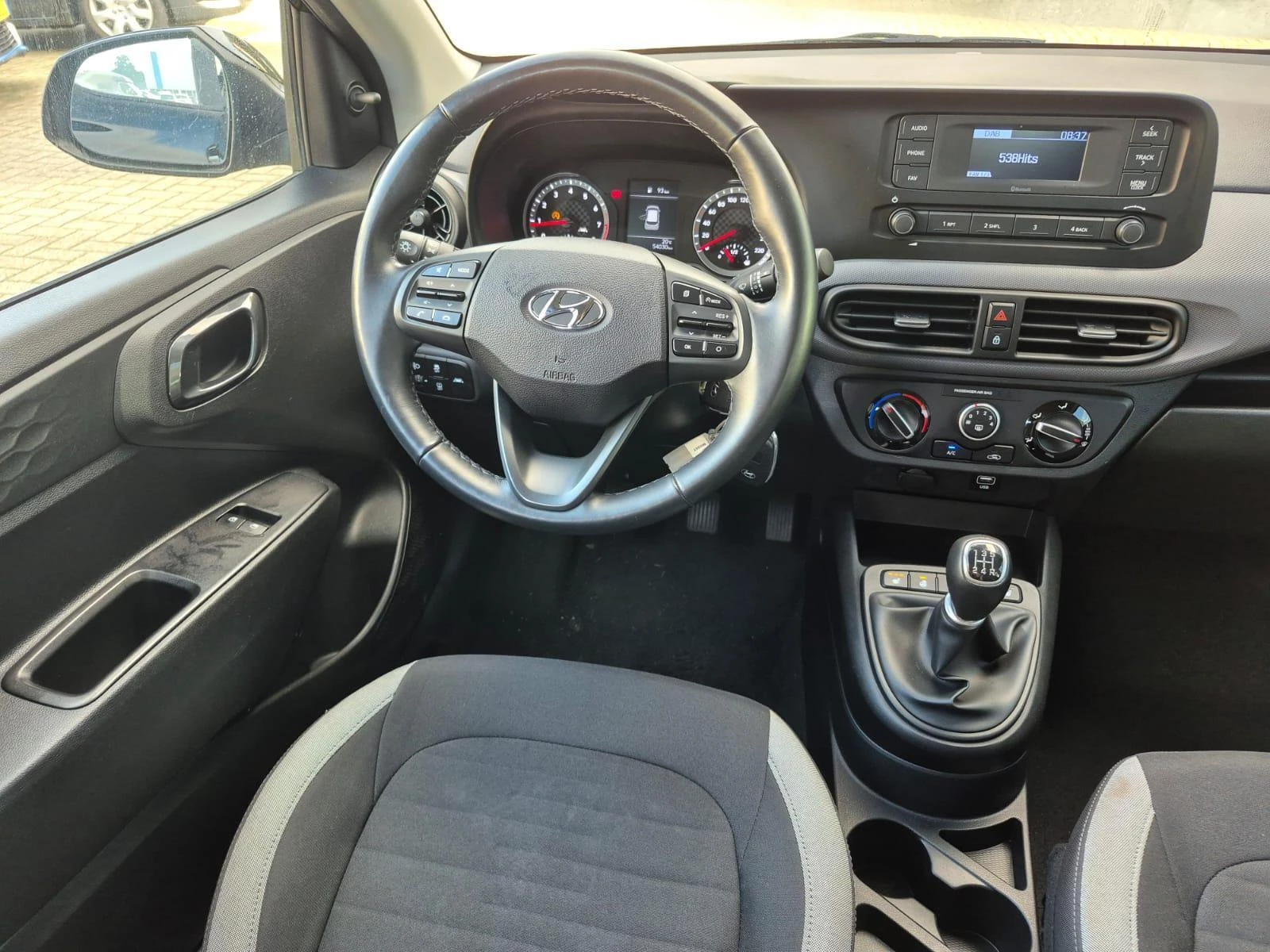 Hoofdafbeelding Hyundai i10