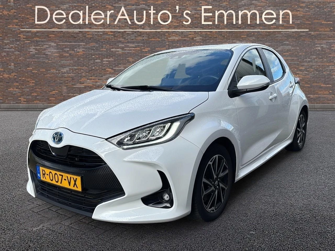Hoofdafbeelding Toyota Yaris