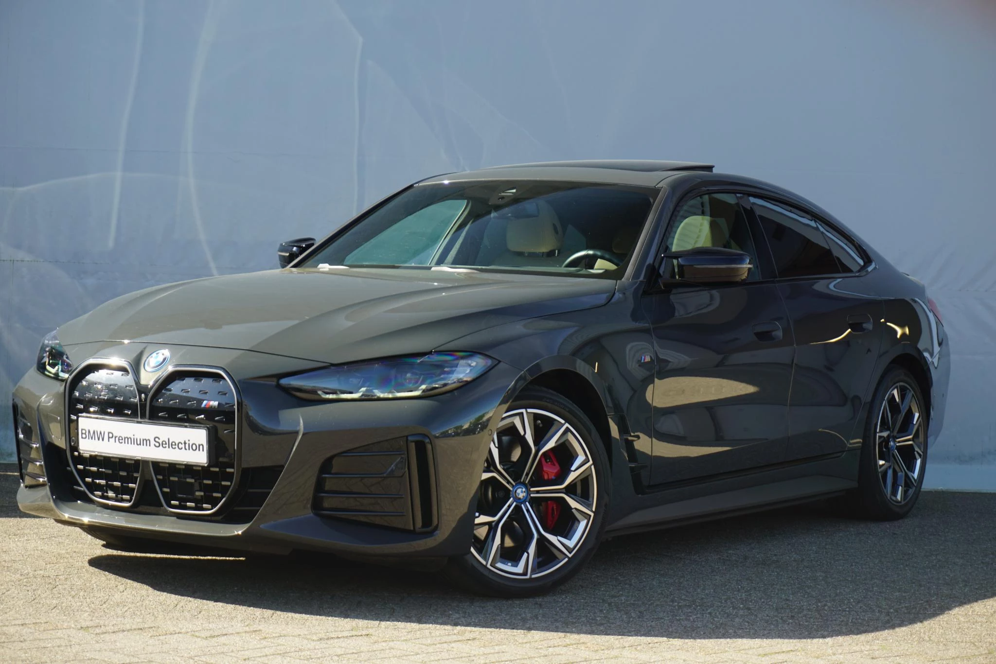 Hoofdafbeelding BMW i4