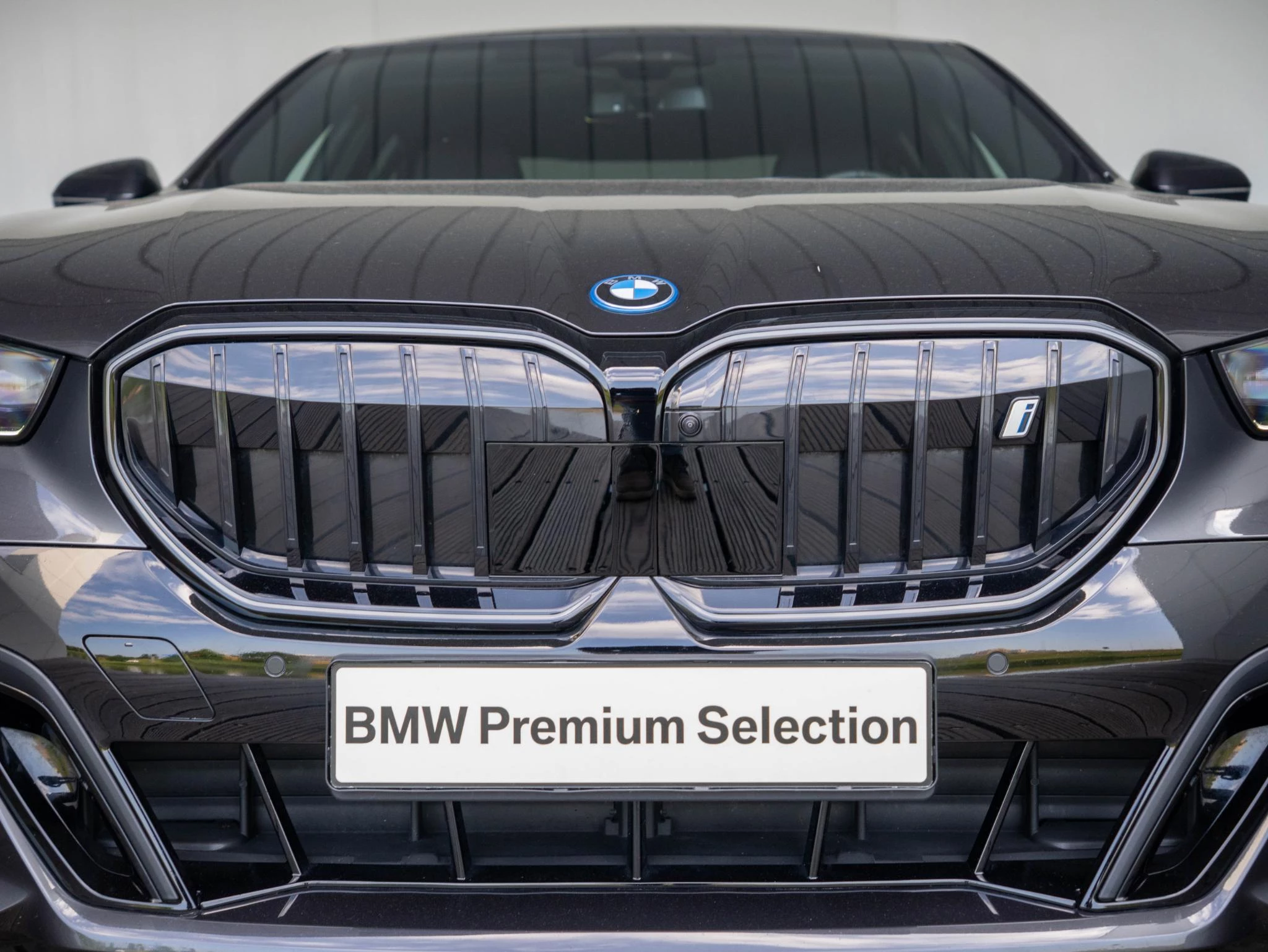 Hoofdafbeelding BMW i5