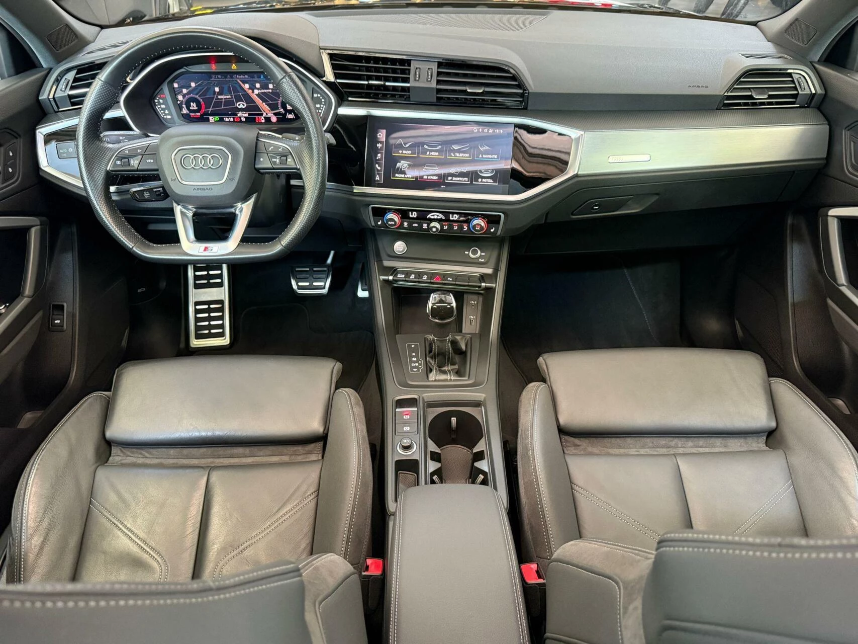 Hoofdafbeelding Audi Q3