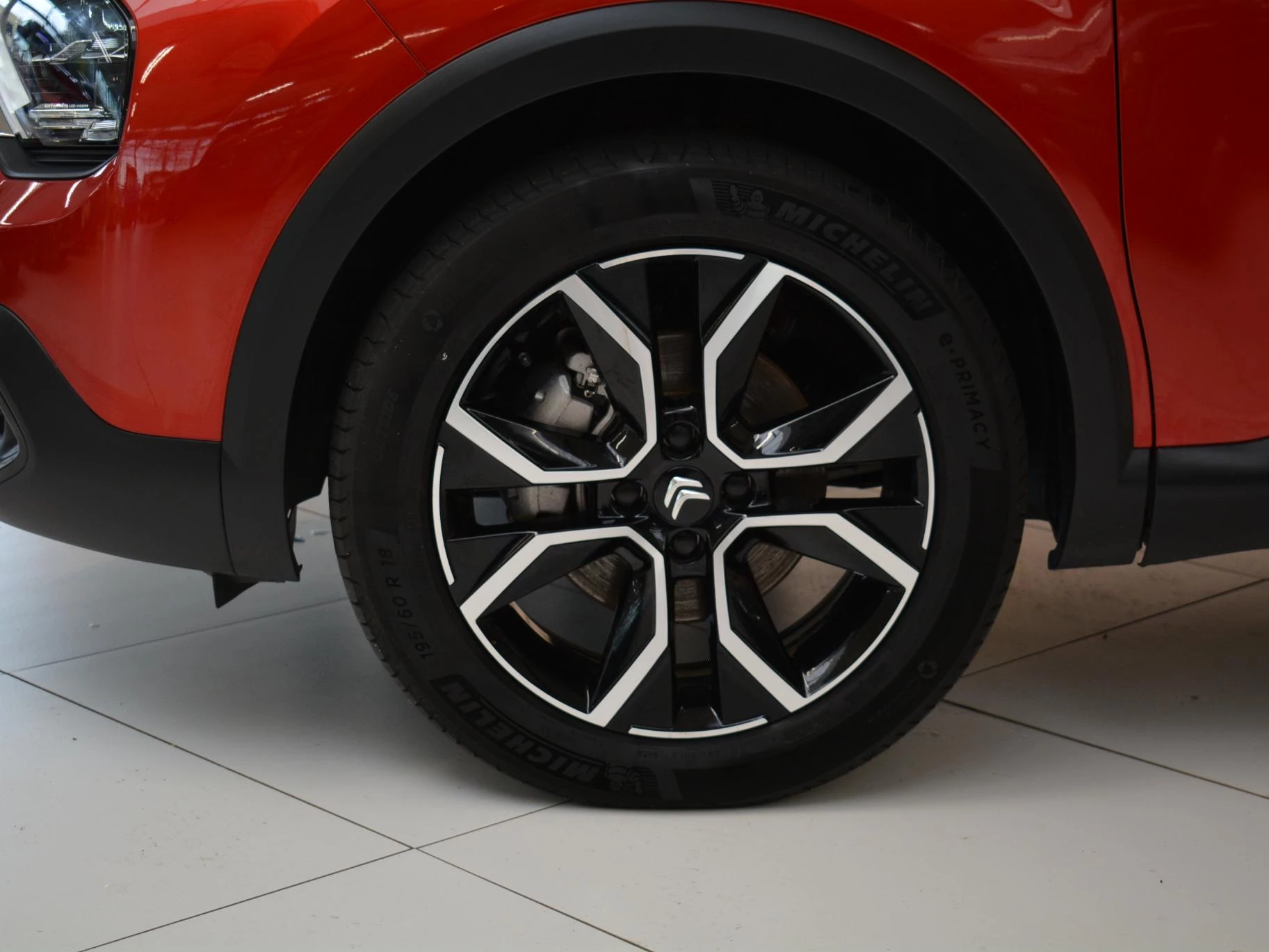 Hoofdafbeelding Citroën ë-C4