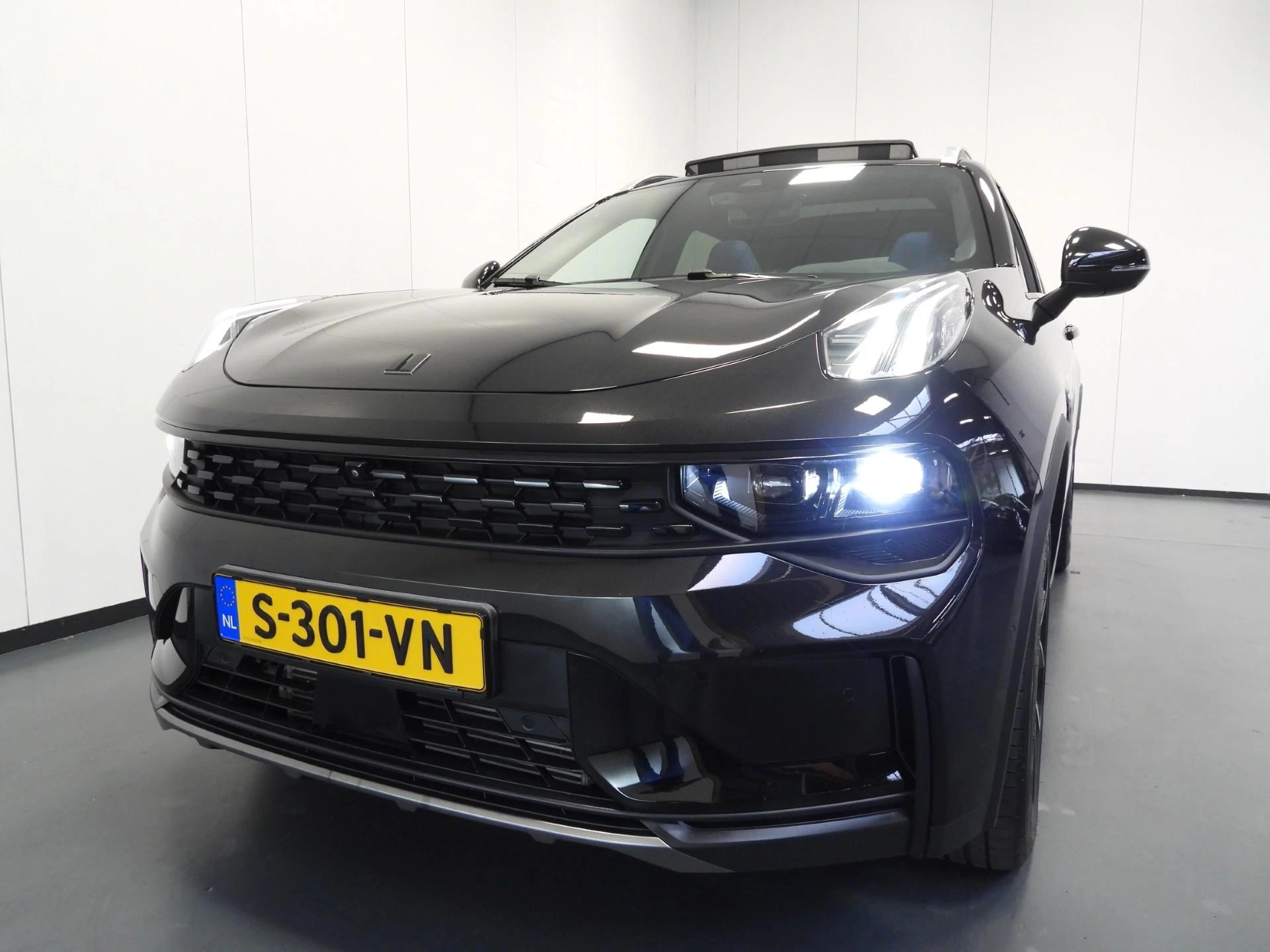 Hoofdafbeelding Lynk & Co 01