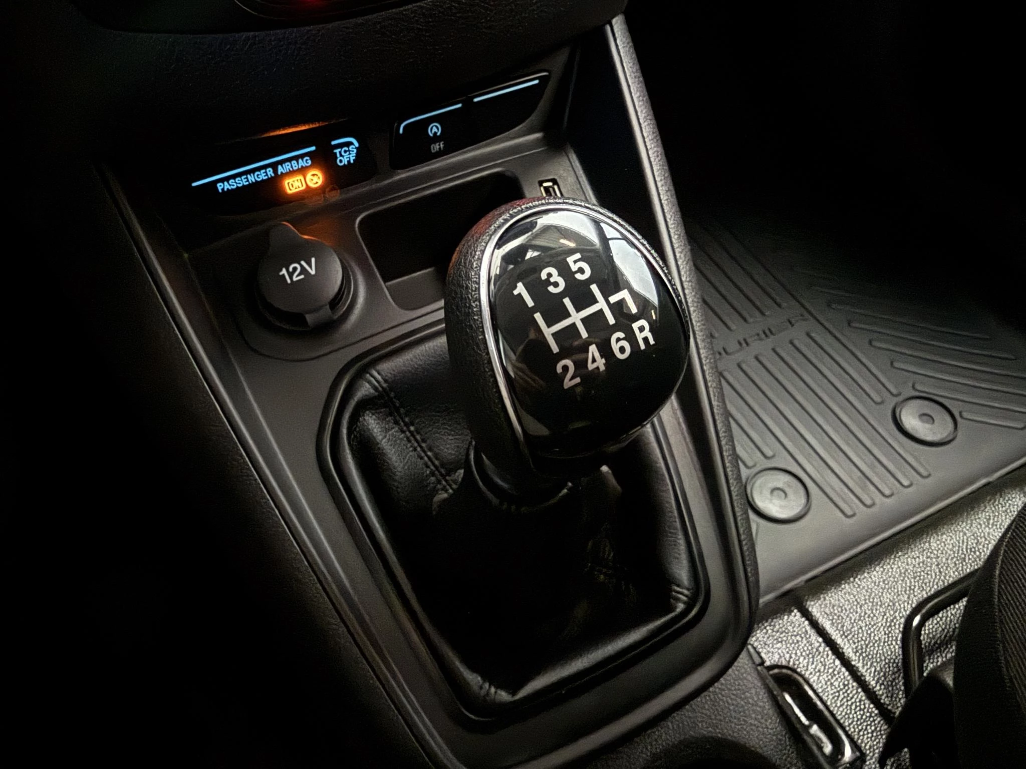 Hoofdafbeelding Ford Transit Courier