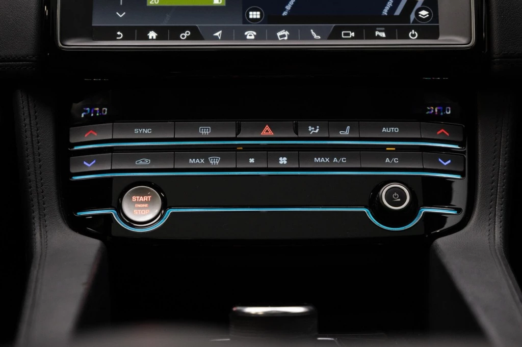 Hoofdafbeelding Jaguar F-PACE